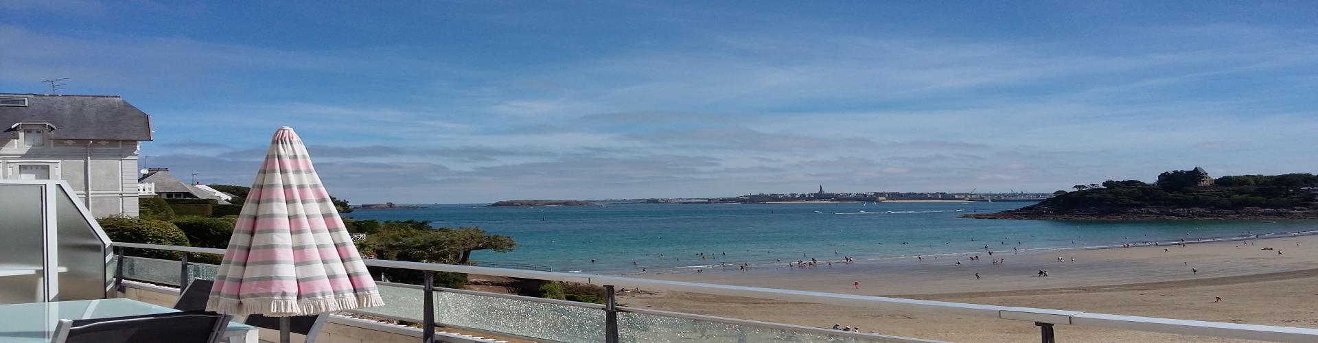 hôtel Crystal, accès plage direct, vue mer à Dinard